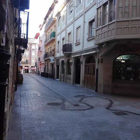 Pension Travesia Del Laurel Logroño Zewnętrze zdjęcie