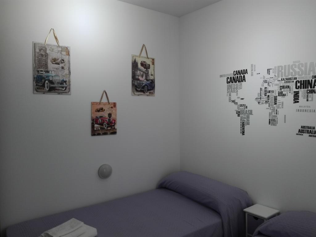Pension Travesia Del Laurel Logroño Zewnętrze zdjęcie
